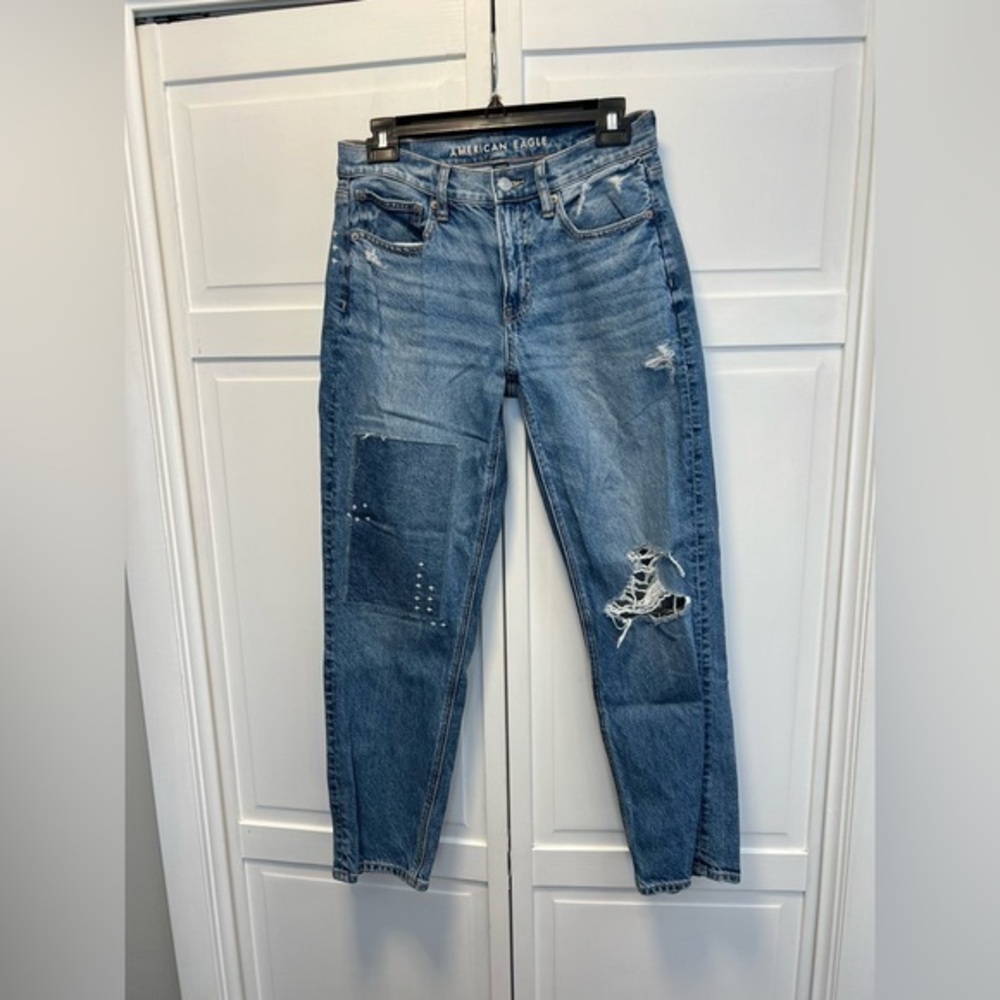 American Eagle STRIGID 90’s Straight Patchwork Distressed Jeans Size 2 Short